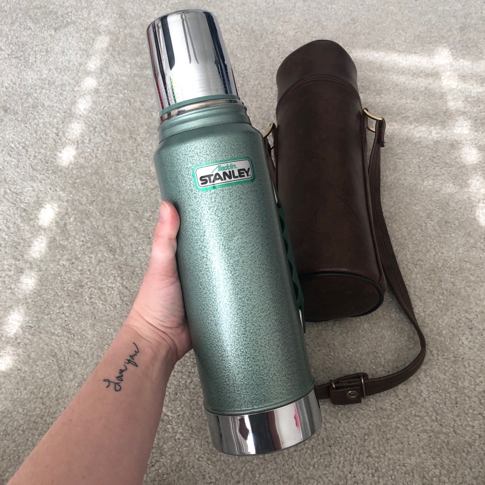 Vintage Aladdin Stanley Thermos A-944DH Green Quart With Leather Carrying Case